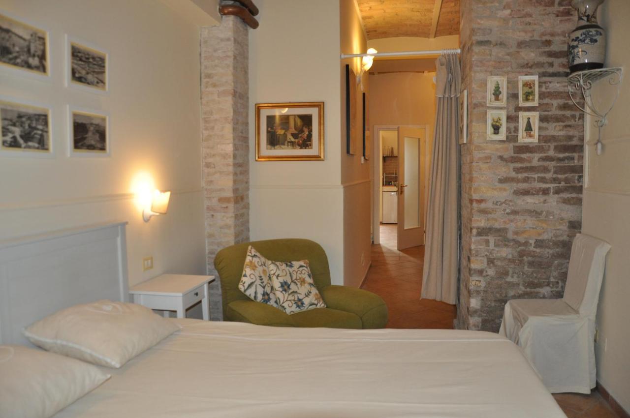 Bed And Breakfast Piazza Mercato Pescara Exterior foto