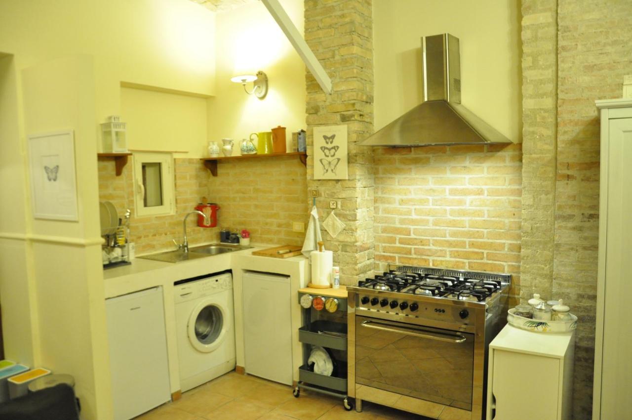 Bed And Breakfast Piazza Mercato Pescara Exterior foto