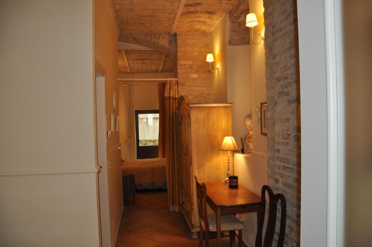 Bed And Breakfast Piazza Mercato Pescara Exterior foto